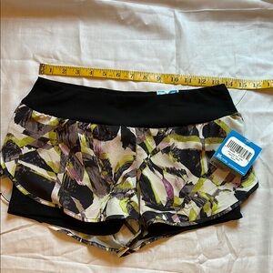 Women's Black and Multicolor running shorts NWT